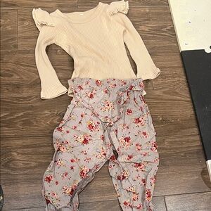 Amazon Kids Floral Ruffle Set in Cream and Gray